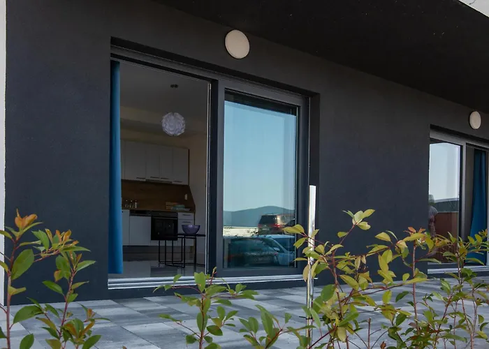 1 Bedroom Lovely In Διαμέρισμα *