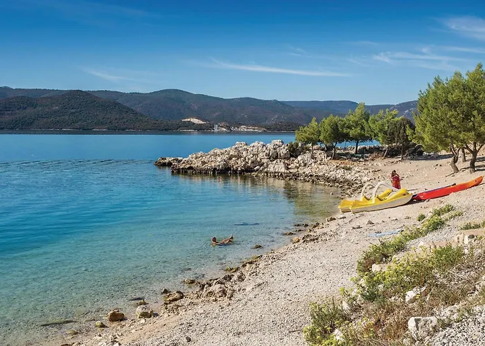 1 Bedroom Lovely In Διαμέρισμα *